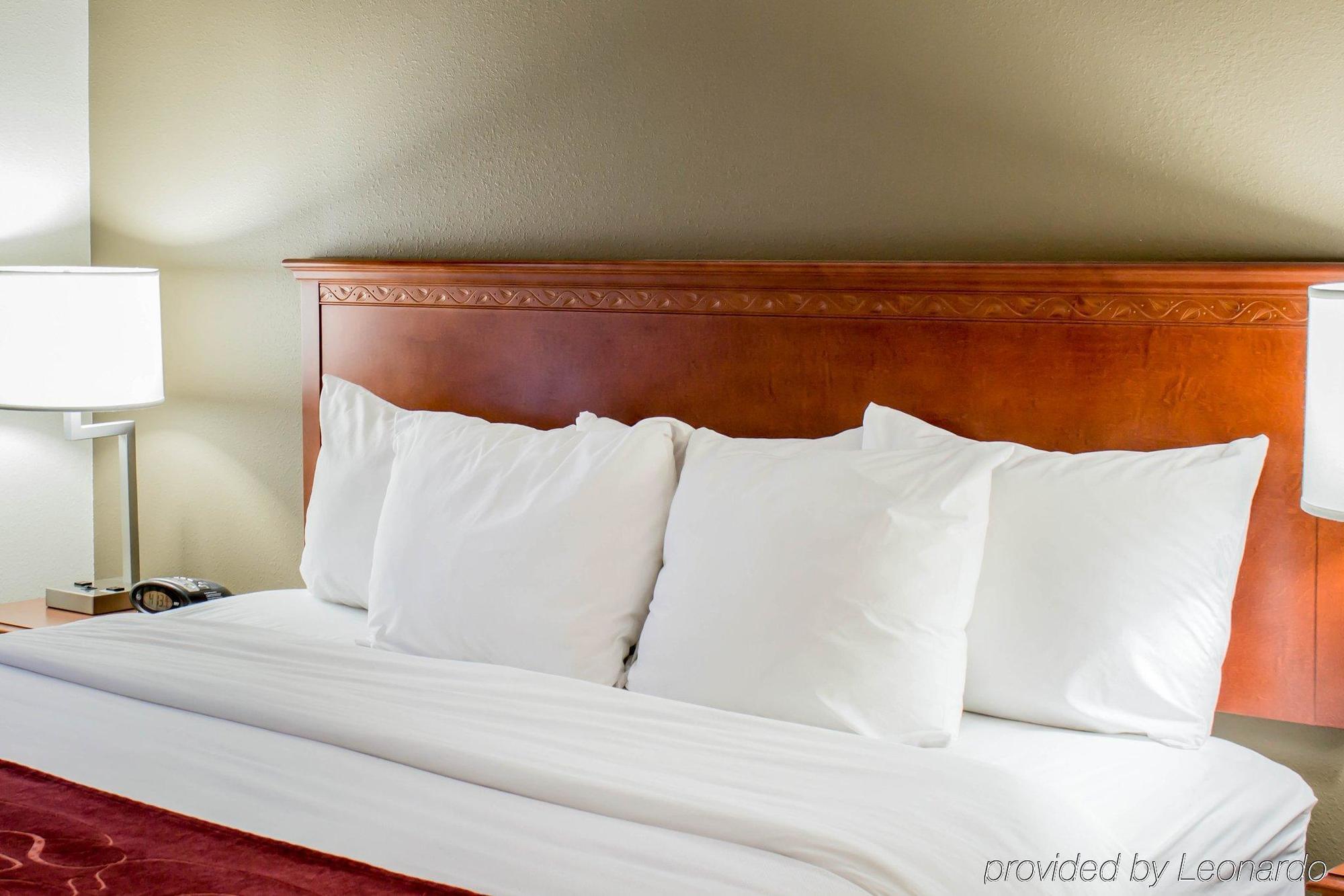 Four Points By Sheraton Raleigh Arena Екстериор снимка