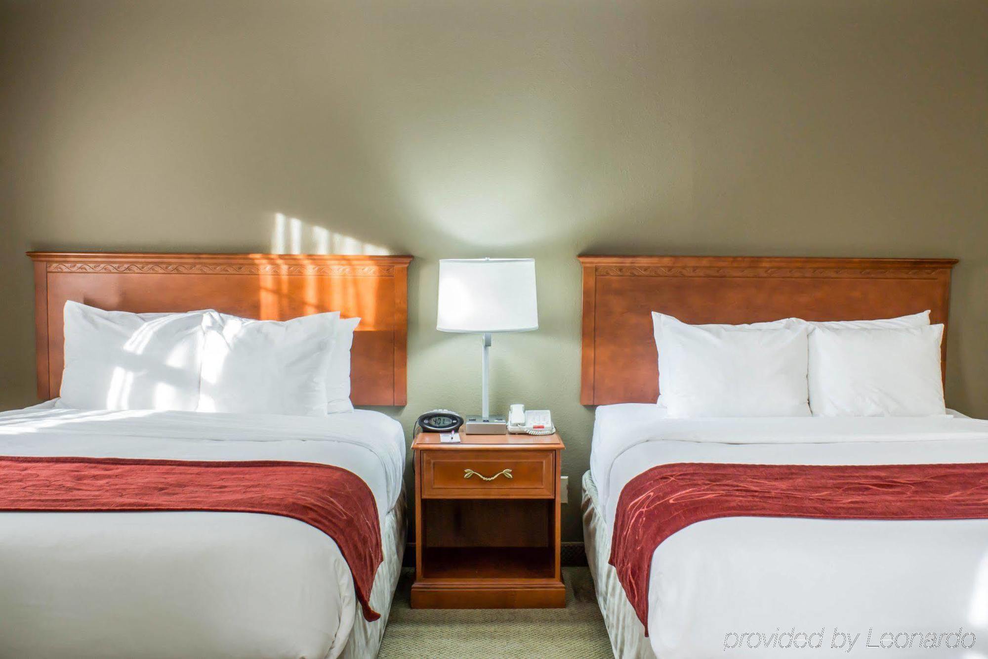 Four Points By Sheraton Raleigh Arena Екстериор снимка