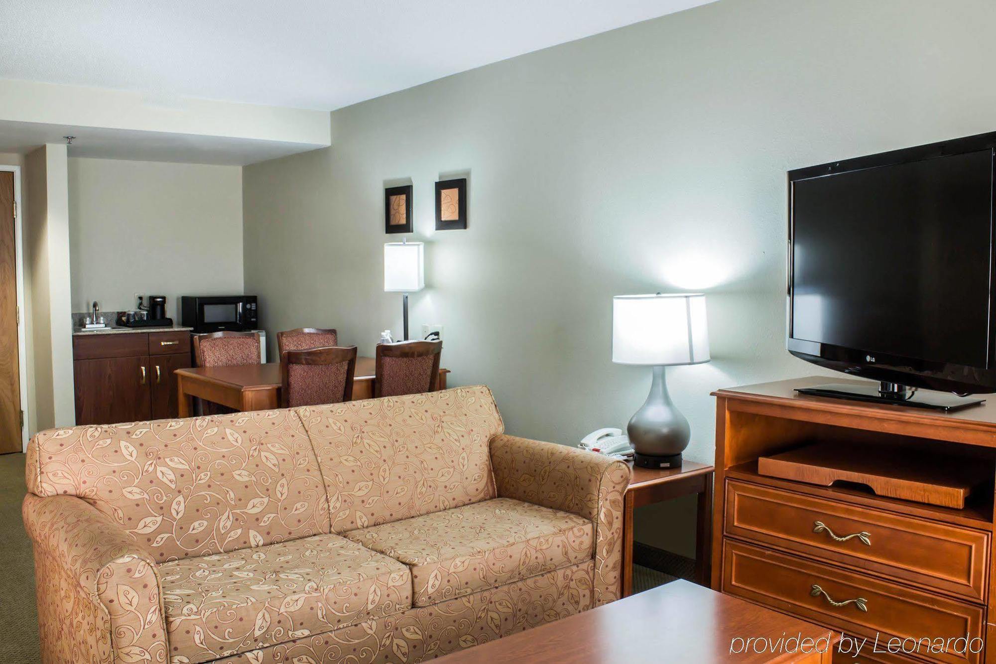 Four Points By Sheraton Raleigh Arena Екстериор снимка