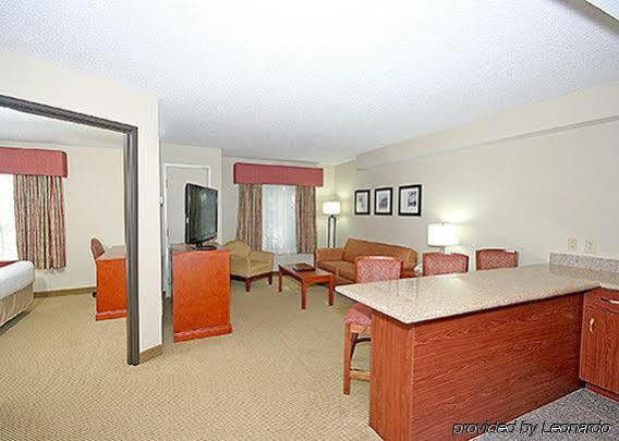 Four Points By Sheraton Raleigh Arena Екстериор снимка