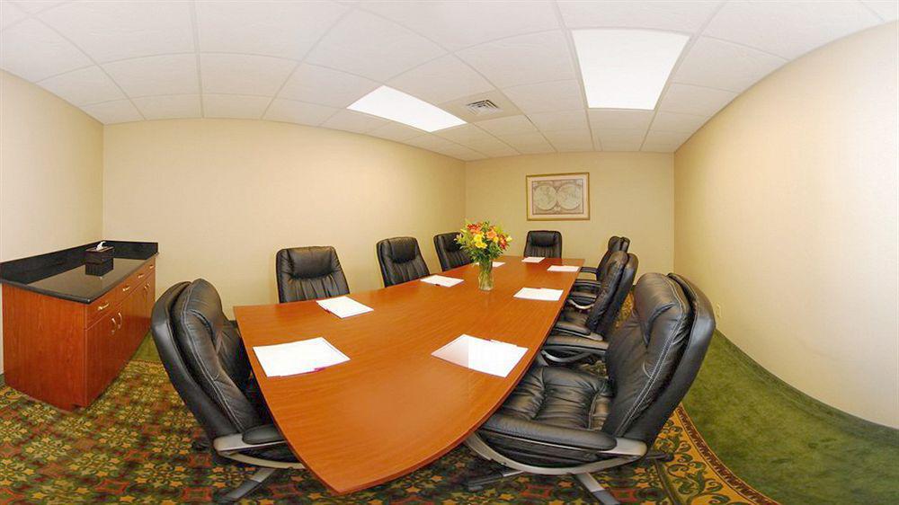 Four Points By Sheraton Raleigh Arena Екстериор снимка